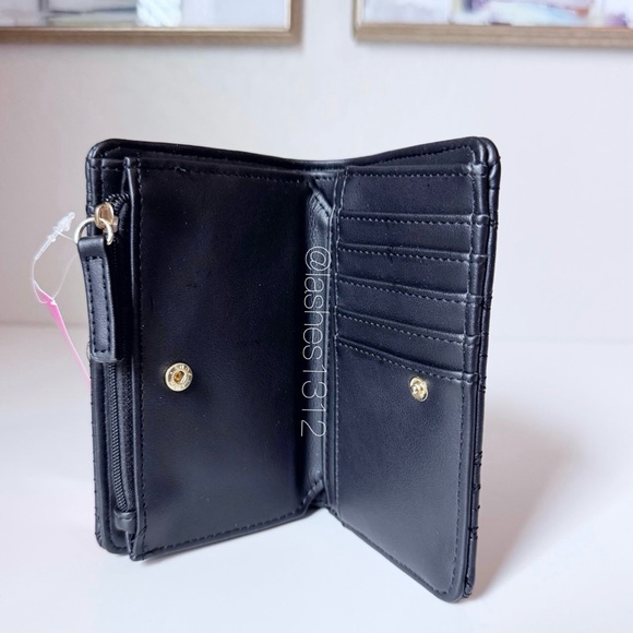 Black Heart Pattern Wallet - Picture 5 of 5